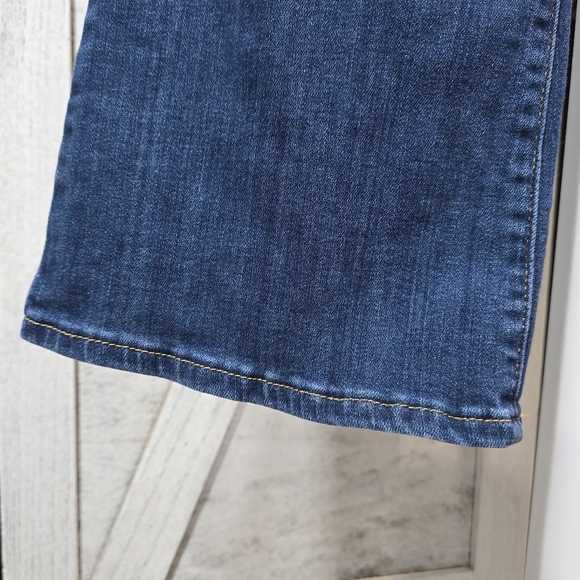 Levi Strauss & Co. Jeans, 726 High-Rise Flare, Dark Denim, Women's, Size W26 L32 - Picture 6 of 13